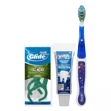 Oral-B Kids 6+ Manual Solution Toothbrush Bundle
